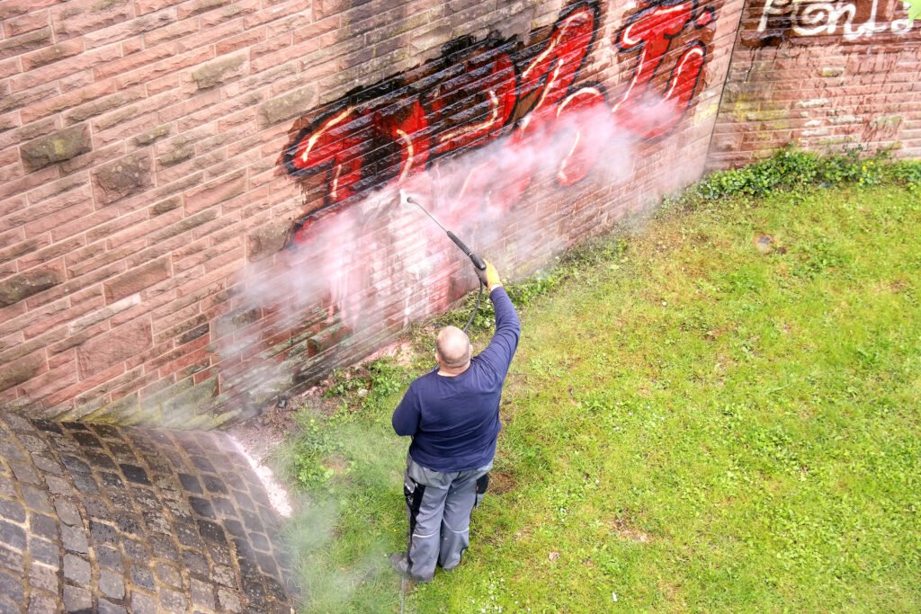 Graffiti Removal Specialist